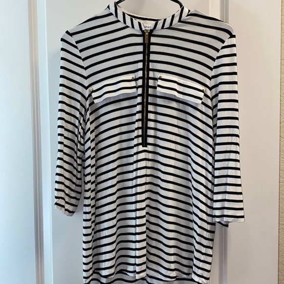 Small Calvin Klein blouse - Picture 1 of 3